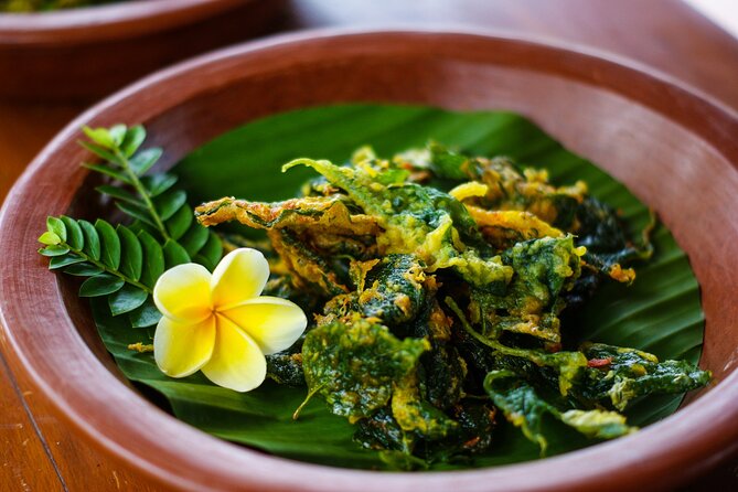 Balinese Vegan Cooking Class with Fresh Harvesting & Garden Tour - Practical details that can affect your day