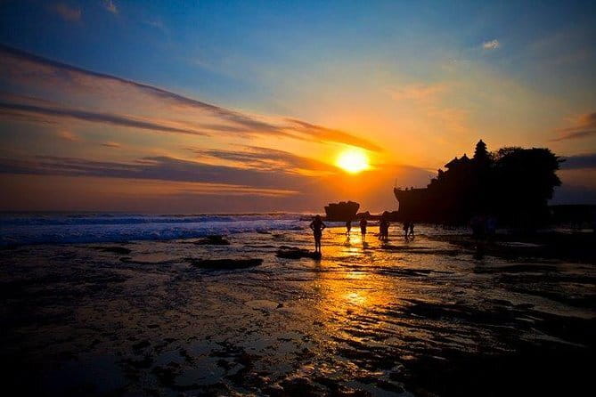 Banyumala Waterfalls with Tanah Lot Sunset Tour - Ulun Danu Bratan beside the lake