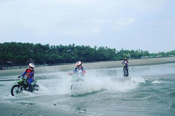 BEGINNER RIDE - Learn to ride and enjoy the sandy beach - Learning to ride on Bali’s open beach