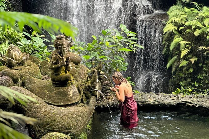 Beji Griya Waterfall Bali Spritual Holy Bath Experience - Arriving at the sacred waterfall temple