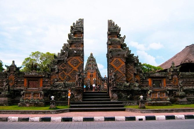 Best of Ubud 1-Day Private Tour - Ubud Art Market and Palace