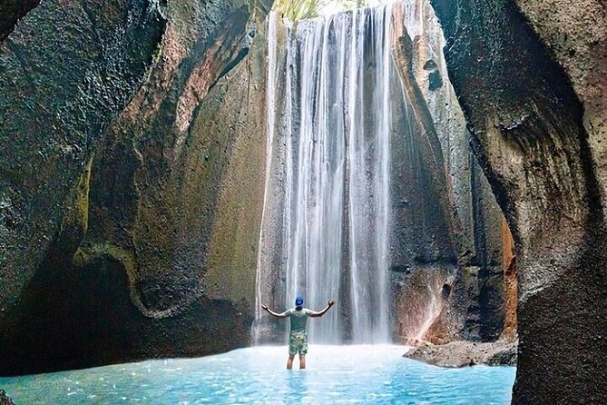 Best of Waterfalls: Tibumana waterfall, Tukad Cepung, & Tegenungan - 8:30 pickup and a private start