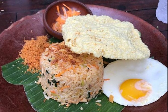 Blue Lagoon Bali Snorkeling Experience - Lunch on the beach and the practical facilities