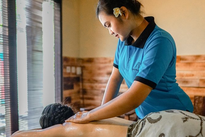 Body Massage Experience in Ubud Traditional Spa - Arriving at Puri Lukisan Museum parking lot