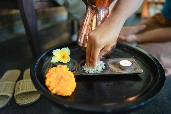 Body Massage Experience in Ubud Traditional Spa - Private groups make this easier for couples and friends