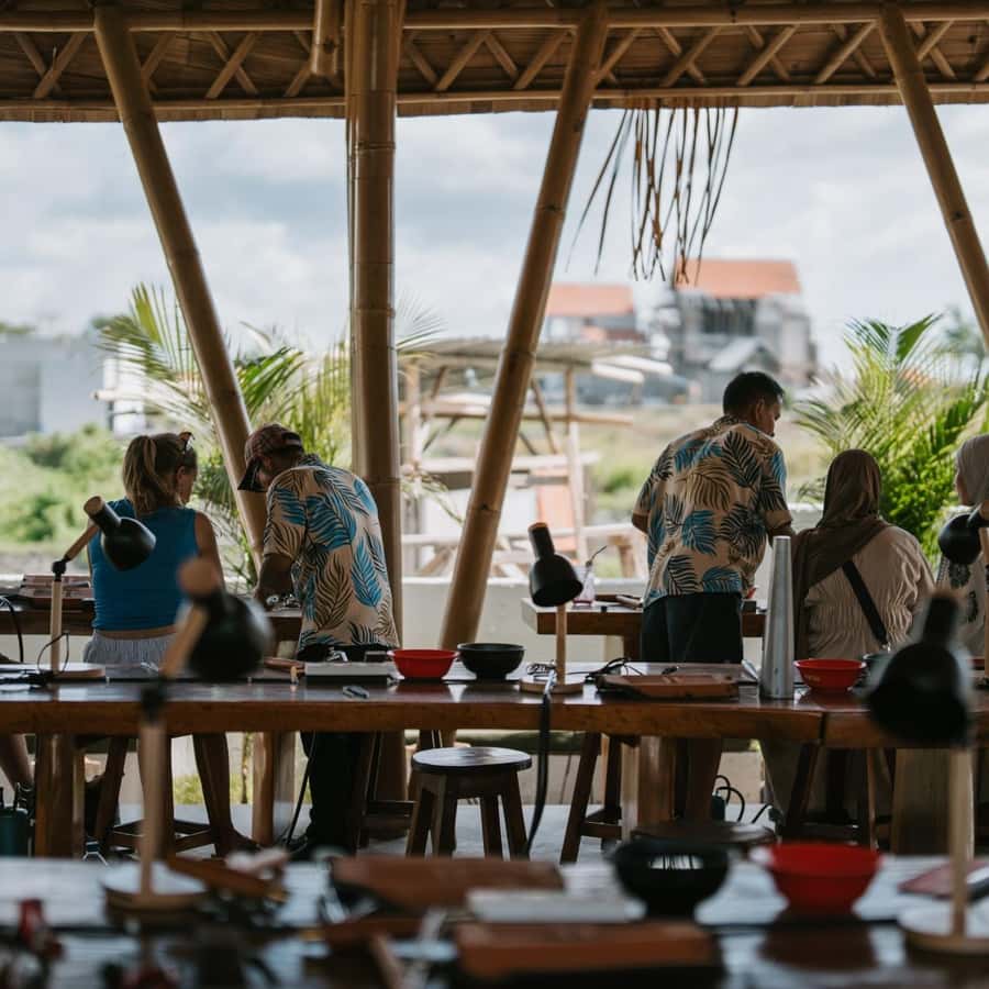 Canggu: Bali Turtle Silver & Gold Workshop - Engraving, gemstones, and gold plating
