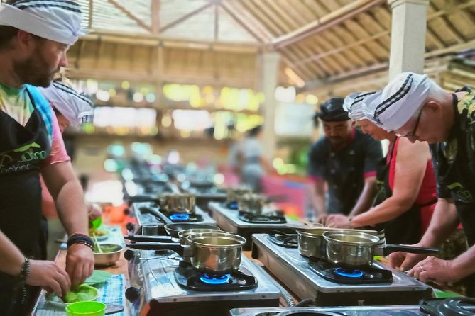 Exclusive Authentic Balinese Cooking Class at Family home - Key things to know before booking