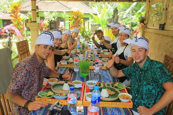 Exclusive Authentic Balinese Cooking Class at Family home - Entering the compound and meeting the family