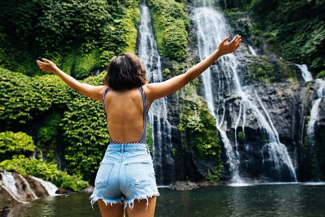 Experience Private Bali Northern Trip at North Waterfall - Sekumpul Waterfall requires real effort