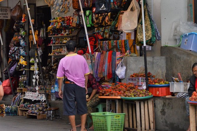 Famous Ubud villlage and Dance Tour with Rice Terrace And Waterfall Visit - Ubud Market and Palace for one hour