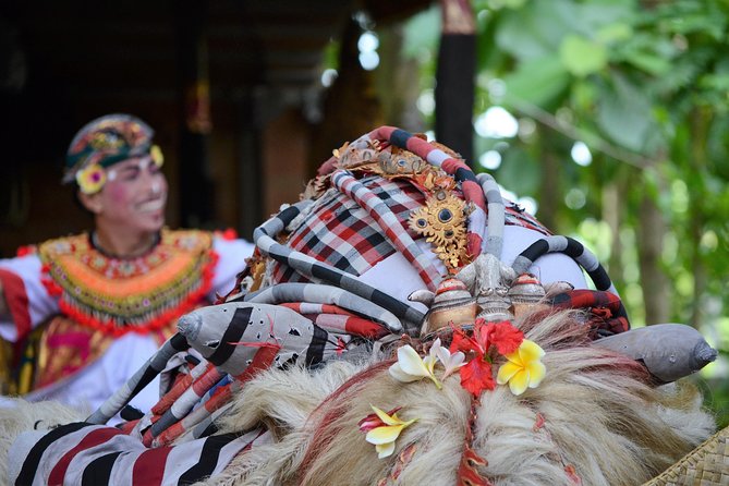 Famous Ubud villlage and Dance Tour with Rice Terrace And Waterfall Visit - Batubulan’s Barong and Keris Dance at 9:30 am
