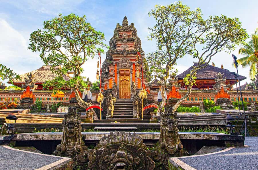 From Bali: Saraswati Temple, Monkey Forest, Ubud Waterfalls - At a glance: what makes this day worthwhile