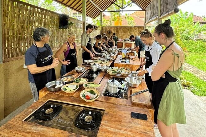 From Ubud: Authentic Cooking Class Visit Traditional Market - Timing, pickup, and the three-hour question