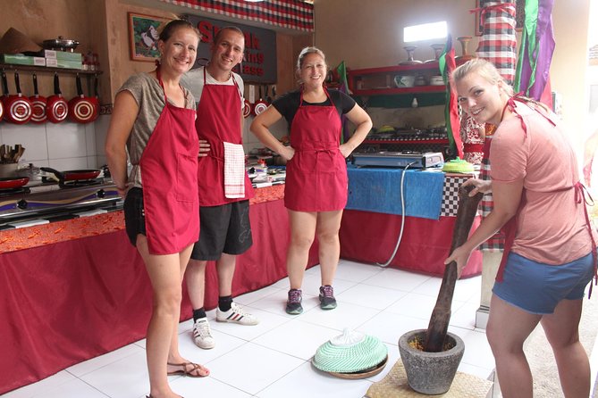 From Ubud : Ubud Balinese cooking class with Market tour - Pickup rules and timing matter