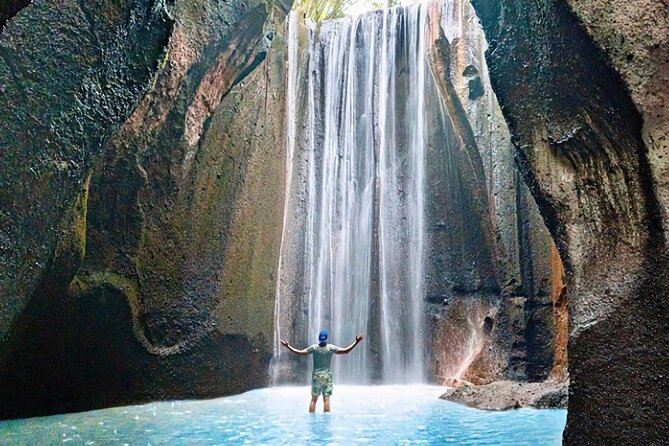 Gate of Heaven at Lempuyang Temple and East Bali Tour - Tirta Gangga brings a slower royal pause