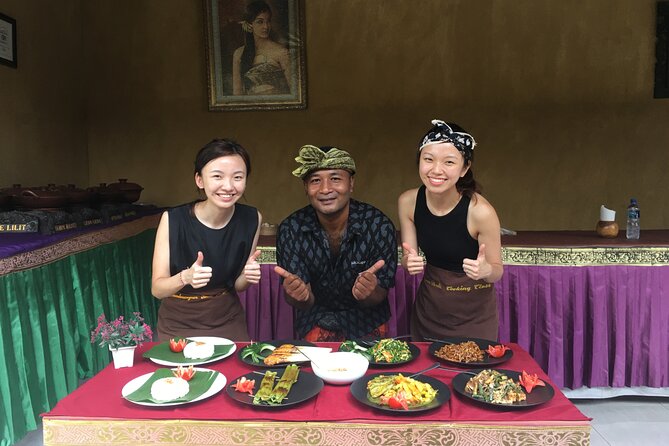 Jambangan Bali Cooking Class - Enter a Balinese Family Home