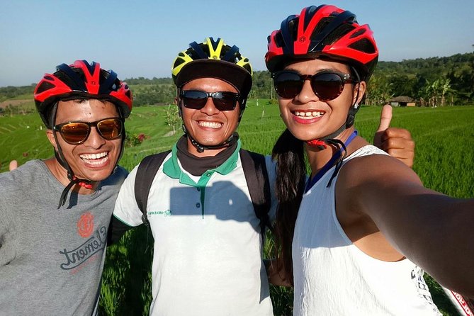 Jatiluwih full day e-bike cycling with lunch & trekking program - Cycling through Jatiluwih’s UNESCO rice terraces