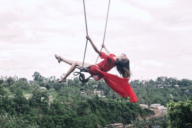 Jungle Swing - Volcano - Water Temple - Monkey Forest and Waterfall Tour - Tegenungan Waterfall and its one-hour jungle stop