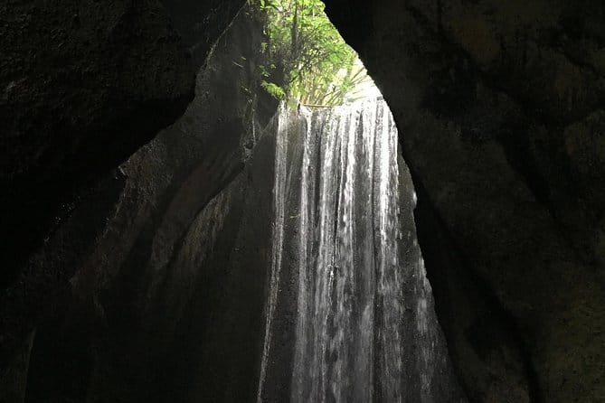Lempuyang Gate of Heaven and Tukad Cepung Waterfall - Why the 5:00 am departure matters