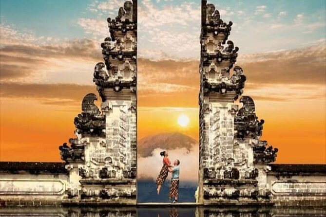 Lempuyang Temple Tirta Gangga Tukad Cepung waterfall and Swing - Lempuyang Temple and the Heaven’s Gate view