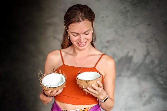 Make Traditional Bali Coconut Oil with a Balinese Family - Price, transport, and time