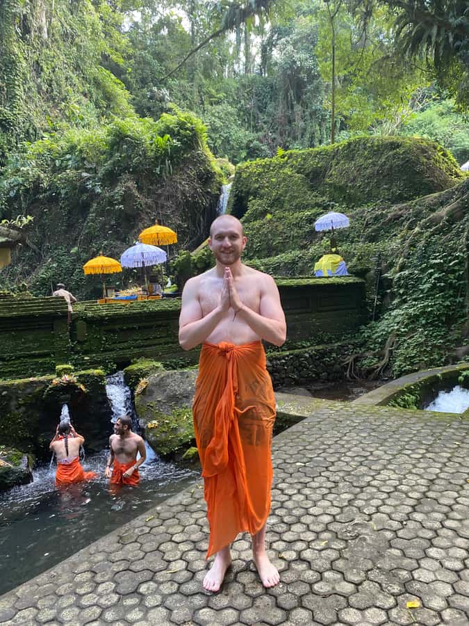 Monkey Forest, Waterfall ,Temple and Rice Terrace - How to prepare for the road and the stops