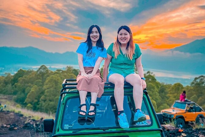 Mount Batur Jeep Sunrise and Natural Hot Spring Tour - The 2 a.m. start and drive toward Mount Batur