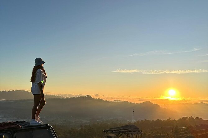 Mount Batur Sunrise Jeep Private Tour With Breakfast - Sunrise at 1,560 meters