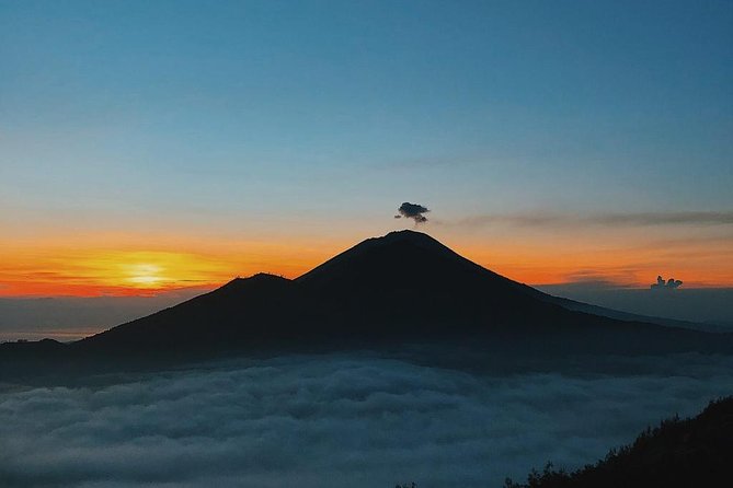 Mount Batur Volcano Sunrise Trekking With Ubud Rice Terrace - The possible Jati Temple visit