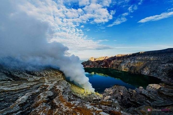 Mount Ijen Crater Tour From Ubud Bali - The real attraction: blue fire and an Ijen sunrise
