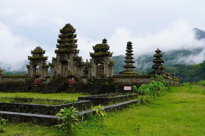 Munduk Twin Lake Jungle Hike, Ulun Danu Temple, & Waterfall - Walking through the Tamblingan rainforest