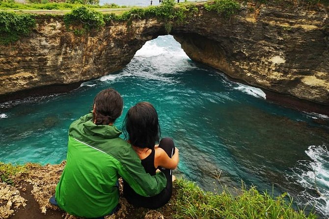 Nusa Penida Island Full-Day Tour from Bali - Lunch, guide support, and the pace of the day