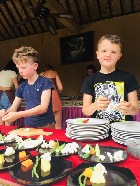 packages cooking class and romantic dinner in a local home - Practical details for a smoother evening