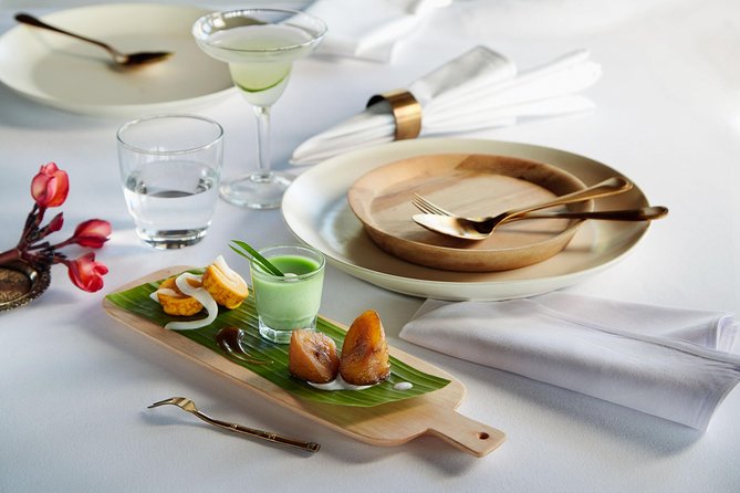 Private 6-Course Romantic Candlelight Dinner Overlooking Ubud Valley - The dove release and Balinese sparkling wine
