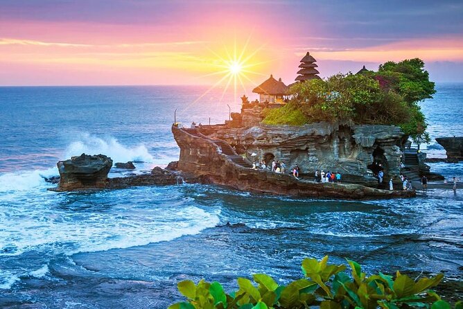 Private Arrival Transfer: Bali Airport to Hotel with Minibus Toyota HiAce up to 12 Pax - From Ngurah Rai Airport to your Ubud hotel