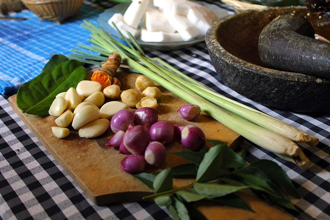 PRIVATE Authentic Balinese Cooking Class in Ubud at Putu's Home - Dietary needs and menu expectations