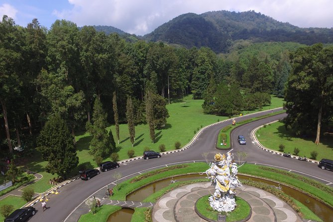 Private Bali Tour: Best of Bedugul and Tanah Lot Temple - Transport, timing, and the real cost of the day