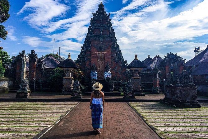 Private Bali Tour: Wonderful Ubud with Swing - Batuan Temple: a strong cultural opening