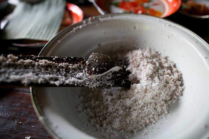 PRIVATE Balinese Cooking Class in Ubud with Dewa with Transfers - What the private format is worth at $69