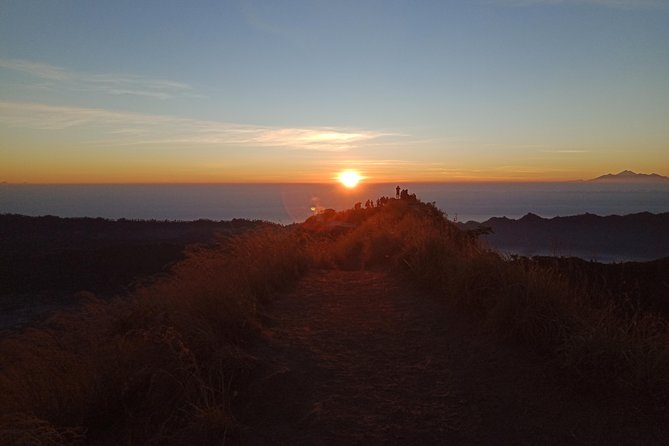 Private Mount Batur Sunset Trekking - All inclusive tour - Bananas, eggs, and volcanic steam