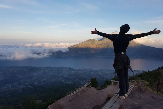 Private Mount Batur Sunset Trekking - All inclusive tour - Reaching the summit at 17:35