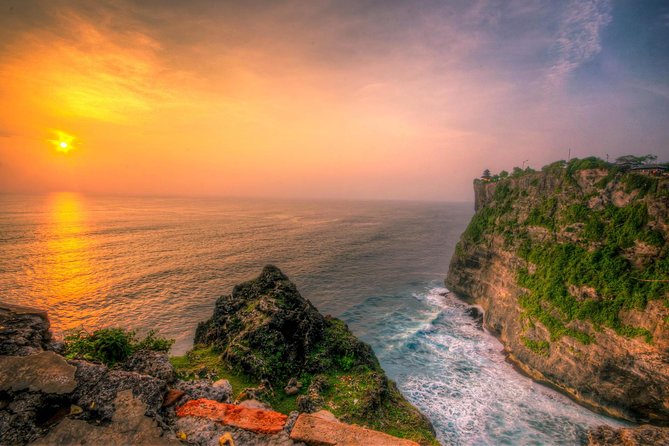 Private Tour: Full-Day Tanah Lot and Uluwatu Temples with Kecak Fire Dance Show - Padang Padang Beach adds a lighter break