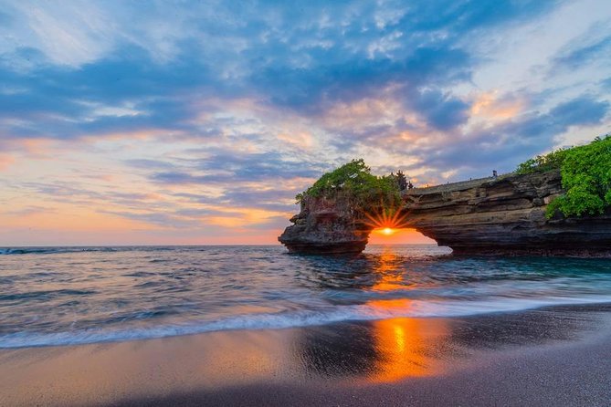 Private Tour: Full-Day Tanah Lot and Uluwatu Temples with Kecak Fire Dance Show - Uluwatu is the evening centerpiece