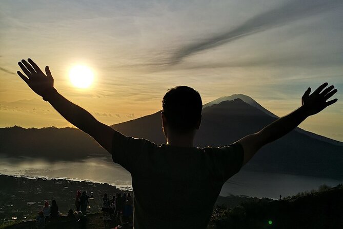 Private Tour : Mount Batur Sunrise Trekking With Private Guide - What to pack for the mountain