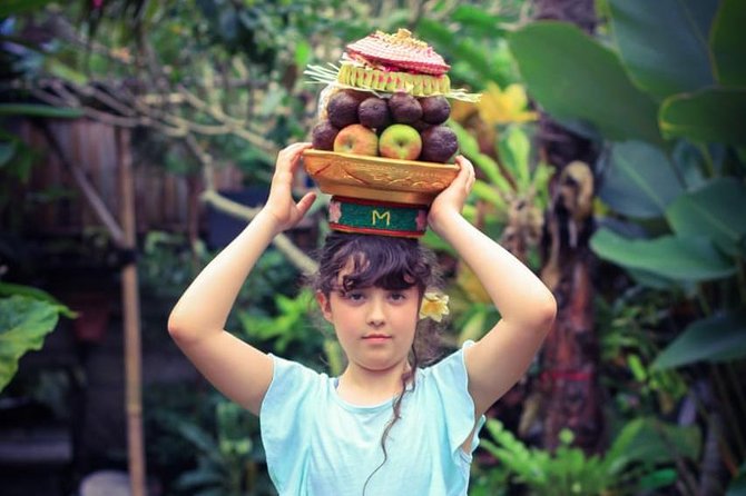 Private Tour: Ubud Day Tour with Traditional Offering Lesson - Seeing how rice is grown at Tegalalang
