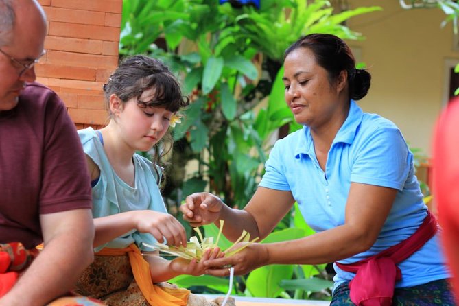 Private Tour: Ubud Day Tour with Traditional Offering Lesson - Starting at 8:00 a.m. with a private guide