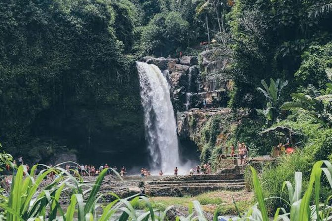 Private Ubud Day Tour - A short visit to Batuan Temple