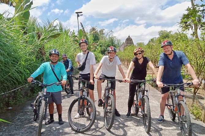 Private Ubud Downhill Cycling with Volcano, Rice Paddies & Meal - Plantations, tropical fruit, and a closer look at Bali