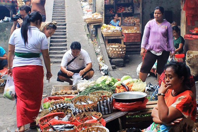 PRIVATE Ubud Market Tour & Balinese Cooking Class with Putu - Key details before you book