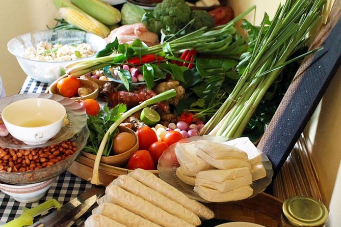 PRIVATE Ubud Market Tour & Balinese Cooking Class with Putu - Why the private format matters